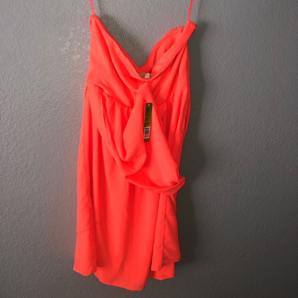 One shoulder pink dress! - Picture 2 of 6